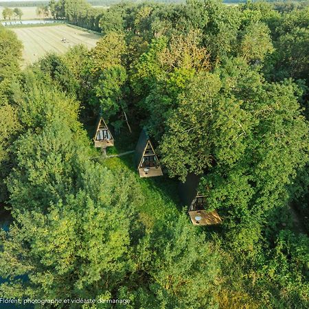 Ecolodges De Reve Dans Un Chateau De Conte De Fees Les-Trois-Moutiers Екстер'єр фото