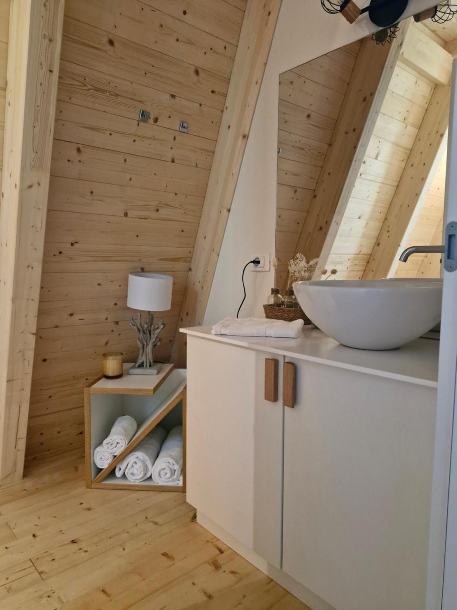Ecolodges De Reve Dans Un Chateau De Conte De Fees Les-Trois-Moutiers Екстер'єр фото