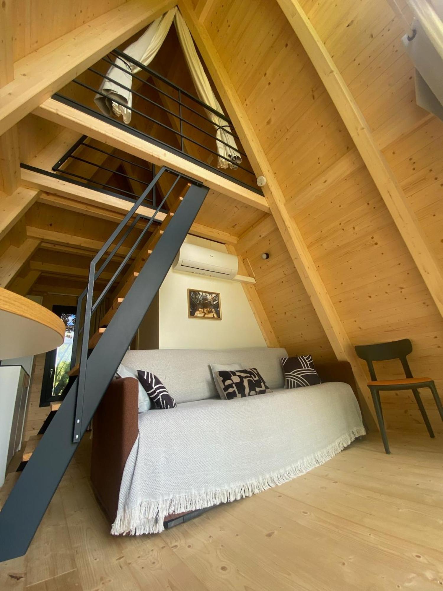 Ecolodges De Reve Dans Un Chateau De Conte De Fees Les-Trois-Moutiers Екстер'єр фото