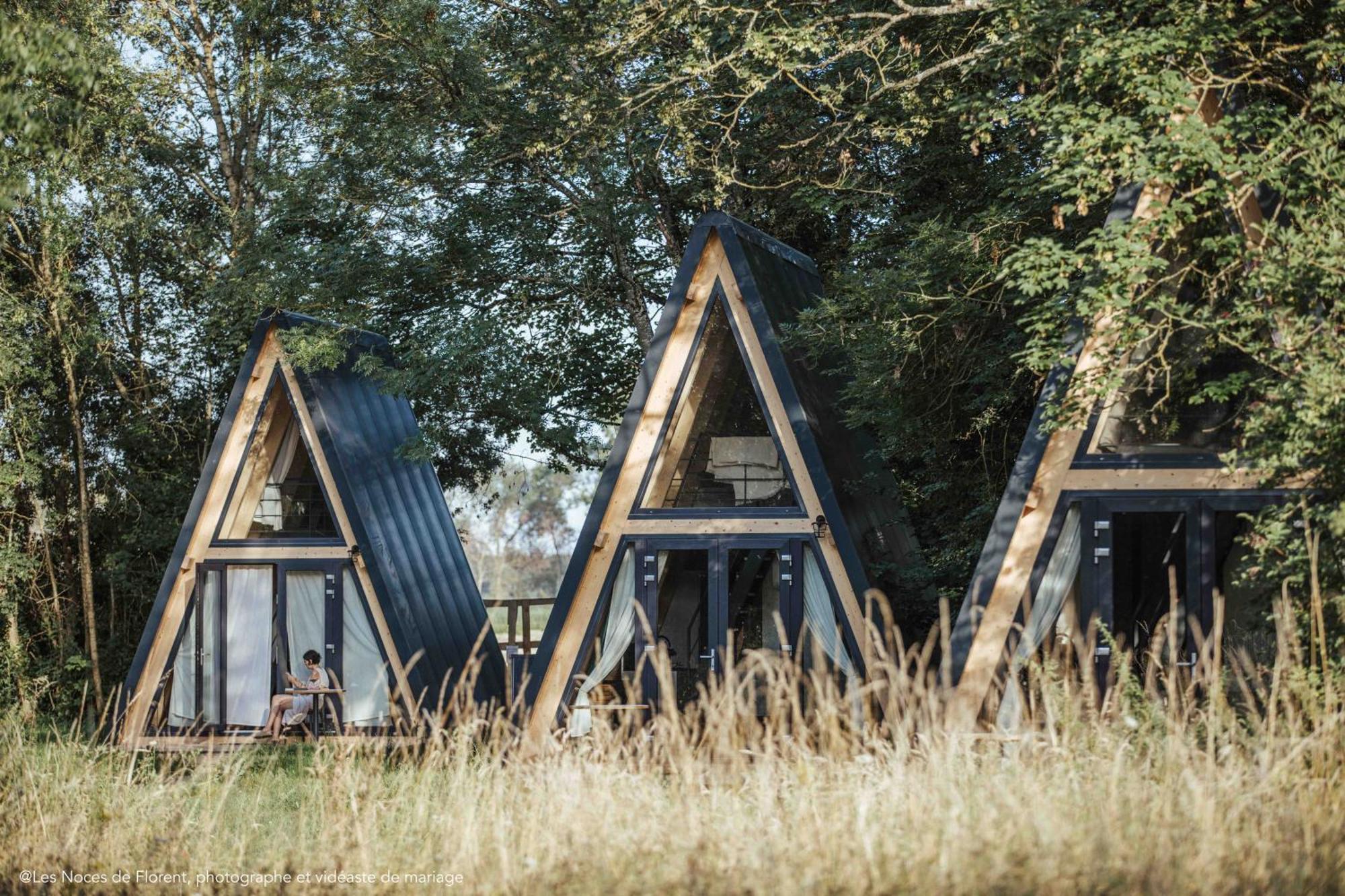 Ecolodges De Reve Dans Un Chateau De Conte De Fees Les-Trois-Moutiers Екстер'єр фото