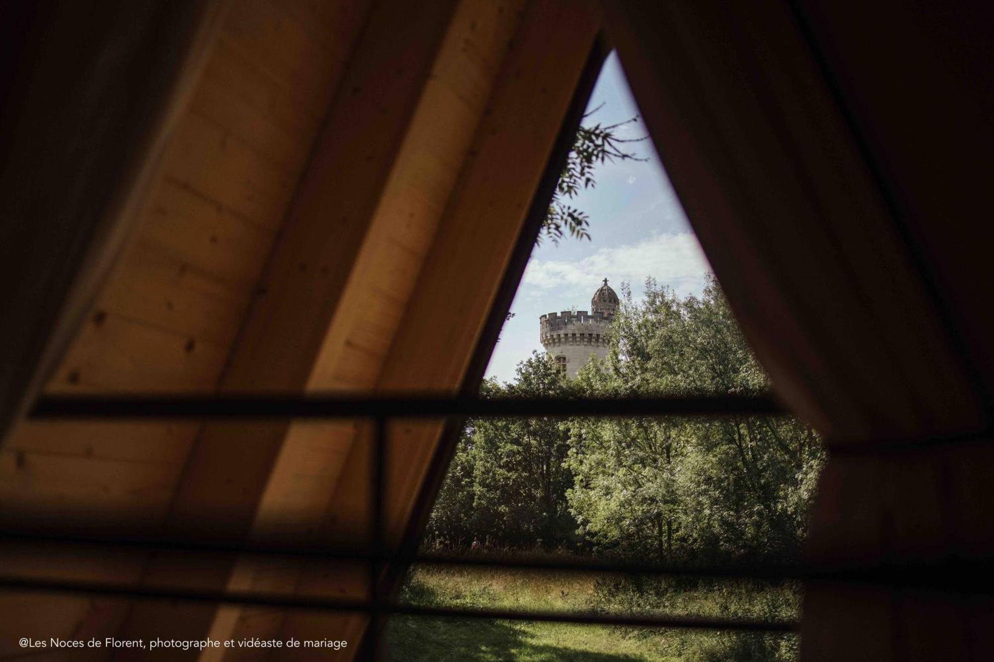 Ecolodges De Reve Dans Un Chateau De Conte De Fees Les-Trois-Moutiers Екстер'єр фото