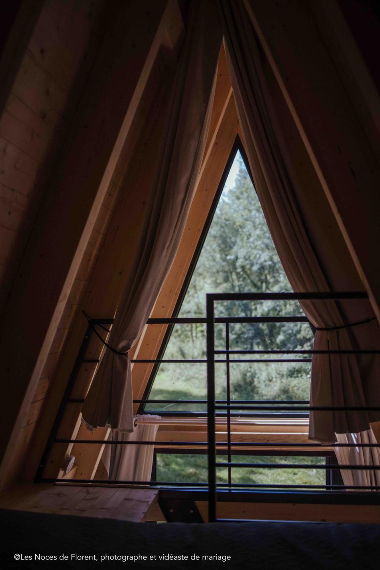 Ecolodges De Reve Dans Un Chateau De Conte De Fees Les-Trois-Moutiers Екстер'єр фото