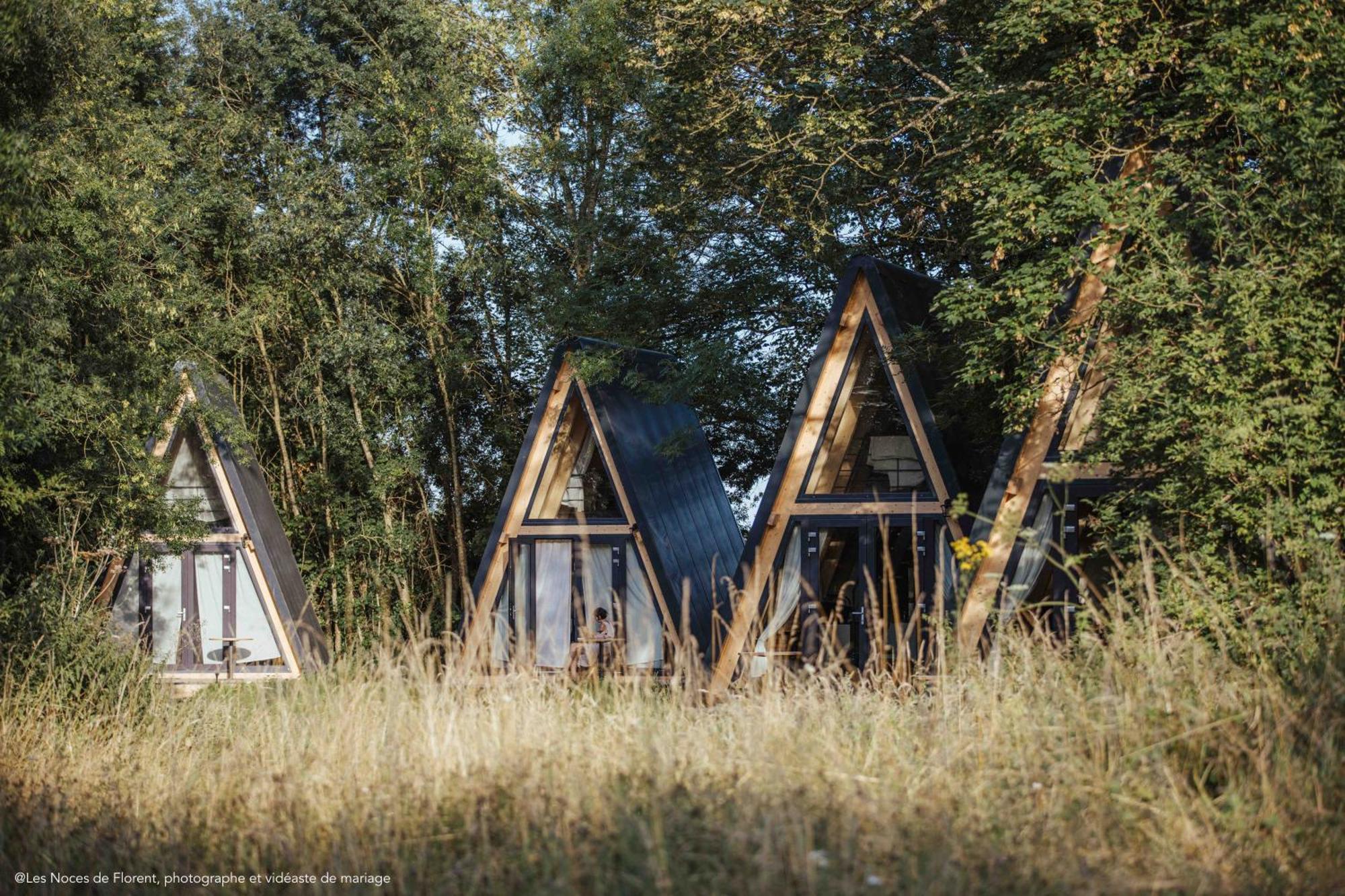 Ecolodges De Reve Dans Un Chateau De Conte De Fees Les-Trois-Moutiers Екстер'єр фото